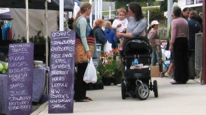 Fresh fruit and veggies at Community House Market