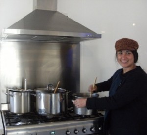 Anna Baker obviously enjoys using the spacious kitchen to turn out an appetizing chowder to warm the market goers during winter. Word of Anna’s delicious chowder has spread, with people from all over the world requesting her recipe.