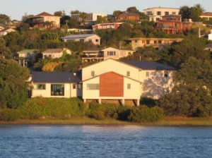 Raglan Museum and i-SITE from Te Kopua - Image Robyn Gallagher