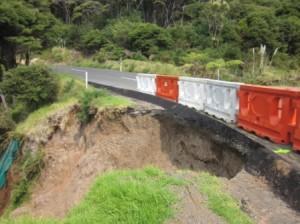 Dangerous slip on Whaanga Coast at Manu Bay has moved under the safety barriers