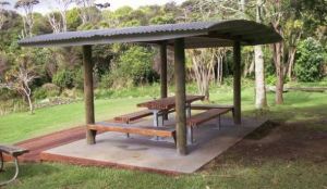 The new shelter, table and seats in Bush Park Wainui. Image supplied