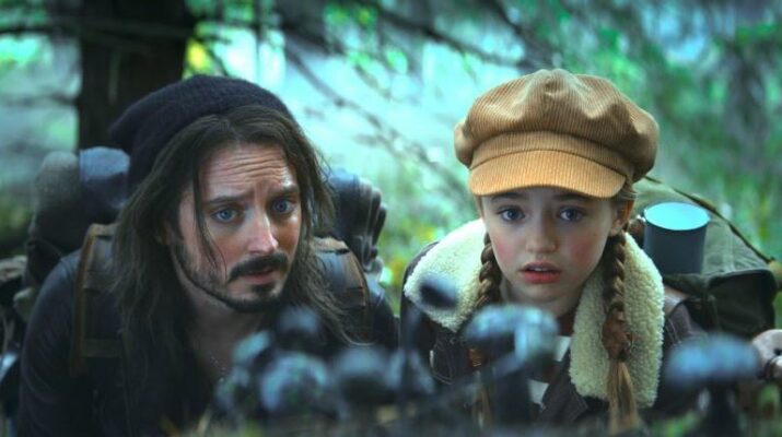 Elijah Wood and Nell Fisher in BOOKWORM